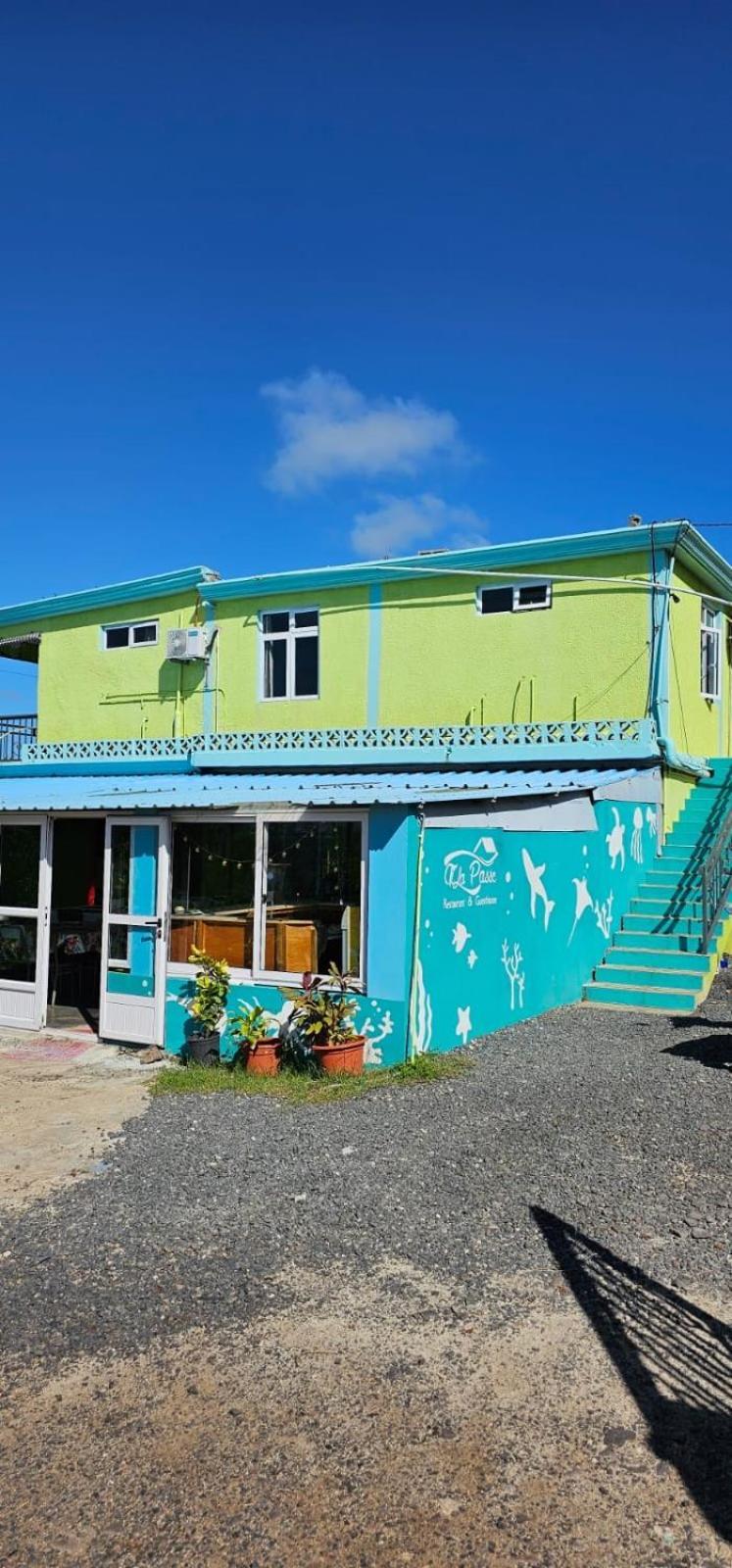 Tilapasse Resto & Guest House Port South East Екстер'єр фото